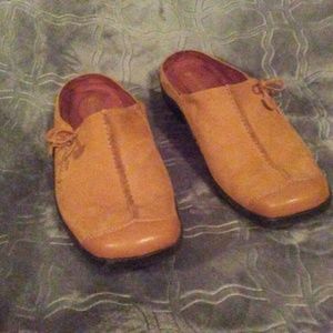 Naturalizer footwear!